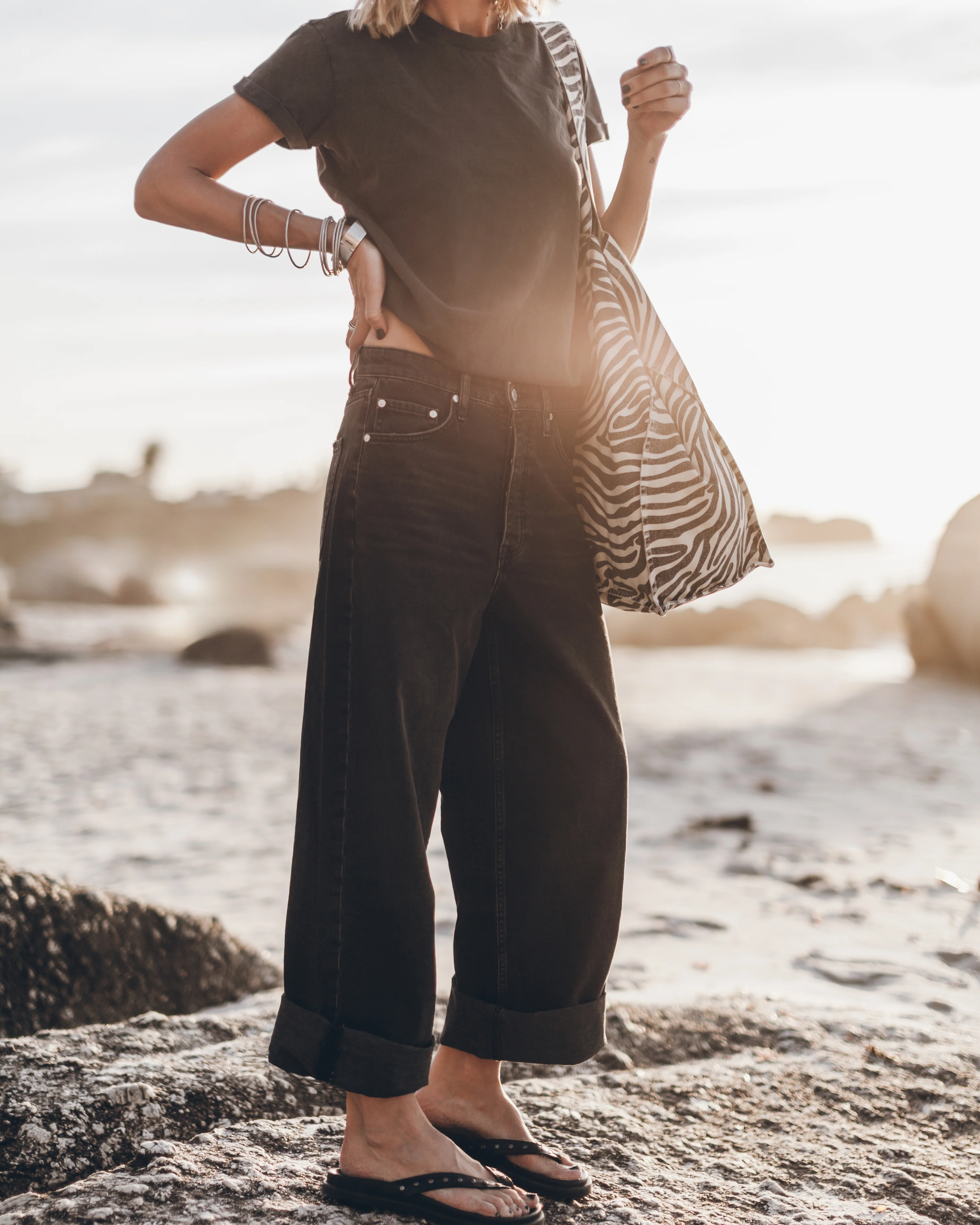 The Black Baggy Jeans - Image 5