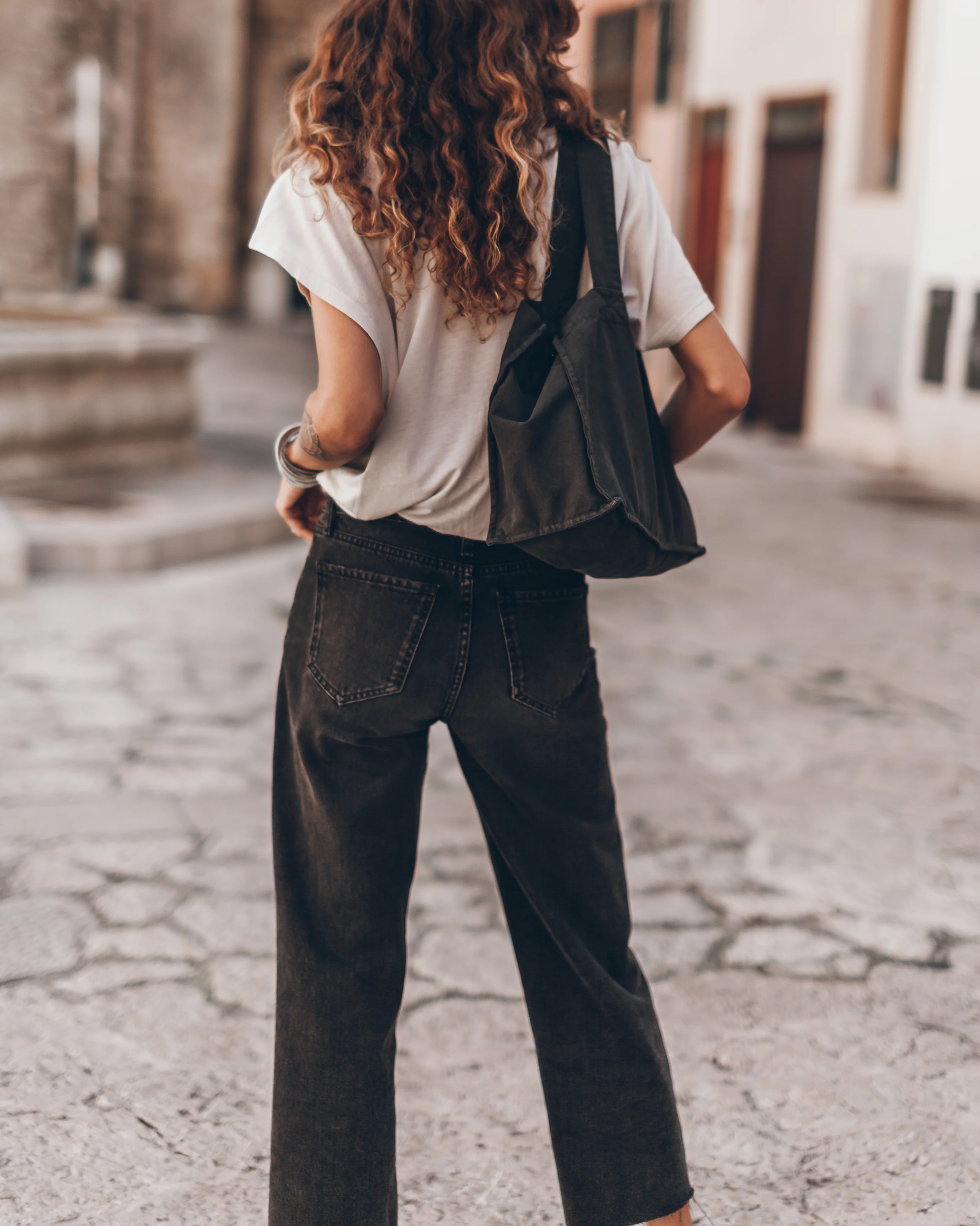 The Black Cropped Straight Jeans - Image 6