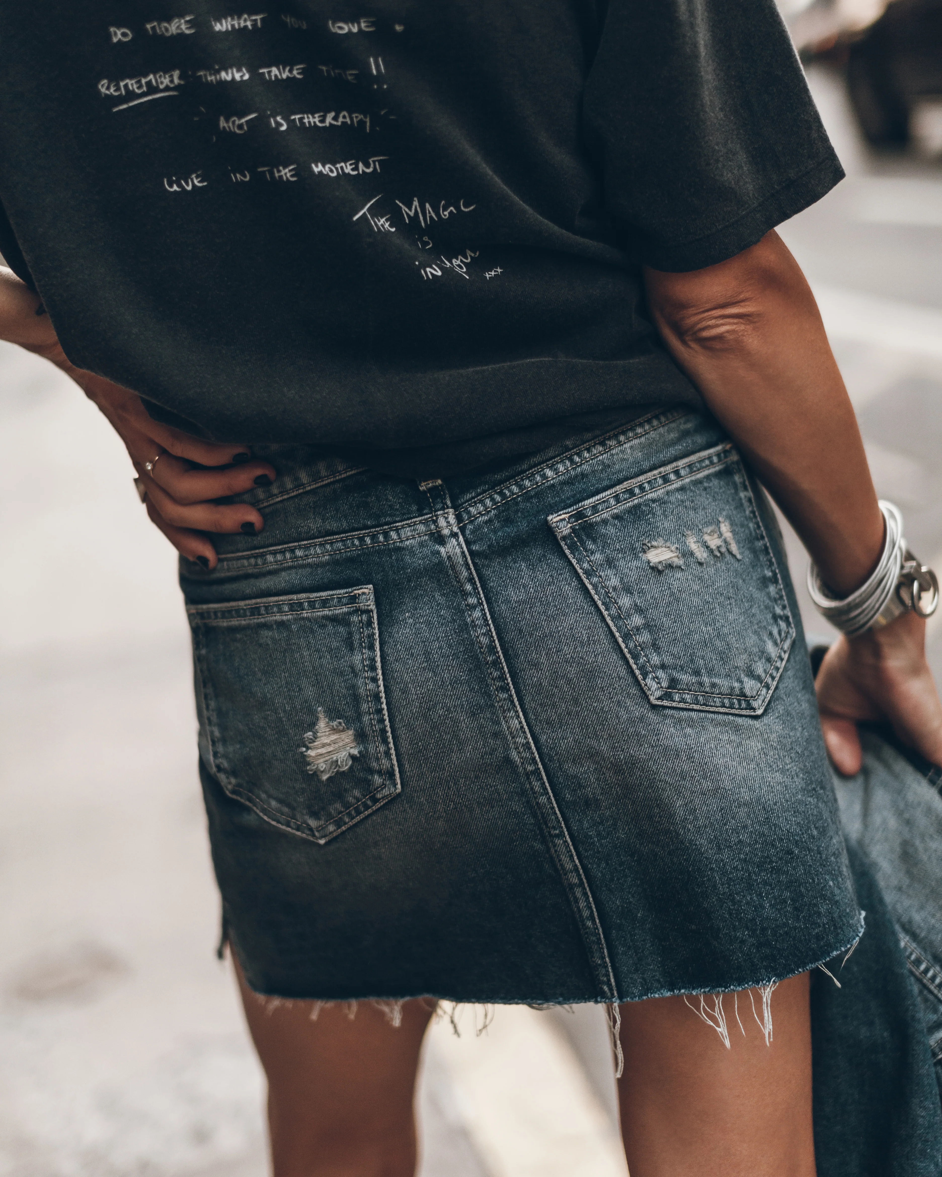The Dark Blue Slit Denim Skirt - Image 4